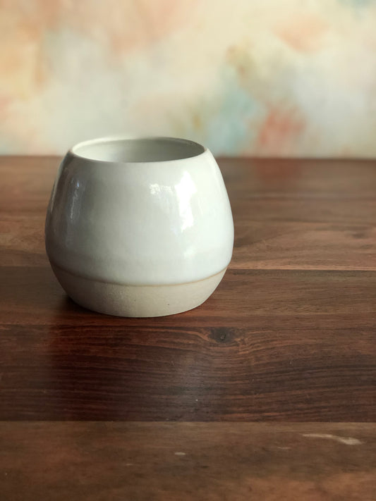 White gumnut vase